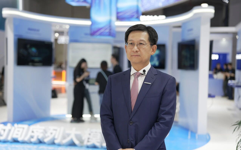 崔山受新华社专访：以工业具身智能沉构出产力，引领流程工业智能化升级